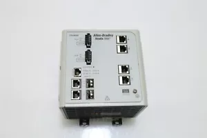 ALLEN-BRADLEY switch Ethernet usato 1783-MS06T Ser.A Stratix8000 ELEC-I-3198=9B19 - Foto 1 di 10