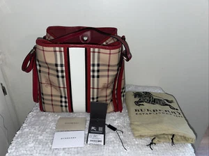 Autentica borsa Burberry (leggermente usata) Include dust bag originale. - Foto 1 di 16