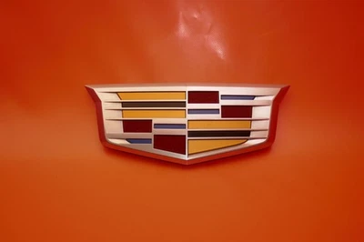 CADILLAC ESCALADE EMBLEM CAMERA FRONT 2015 2016 2017 2018 2019 23402538 23182045 - Image 1 of 4