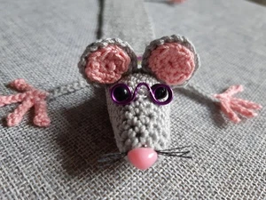 Lesezeichen gehäkelt "Leseratte" - jedes Teil ein Unikat - Bild 1 von 3