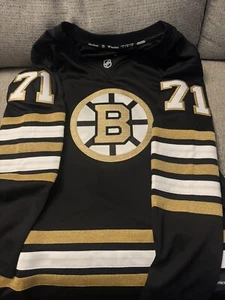 WOMENS LARGE NHL BRUINS CENTENNIAL JERSEY #71 TAYLOR HALL JERSEY **BRAND NEW** - Picture 1 of 3