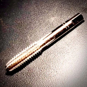 UNC Quality Right Hand Machine Hand Taps HSS - Foto 1 di 19