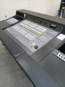 Digidesign C24 by AVID Pro Tools Midi Controller video below - Picture 1 of 14