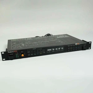 Roland SDE-3000A Digital Delay Echo Effektprozessor - Bild 1 von 3