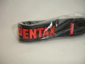 (LIRE) Bracelet de cou pour appareil photo Pentax O-ST53 noir rouge pour K100D K10D K20D K200D K-7 - Photo 1 sur 4