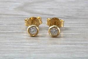 Conjunto solitario de diamantes sencillo de oro amarillo de 18 quilates de todos los días - Imagen 1 de 6