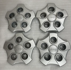 GENUINE Jeep 16" Wheel Center Caps Silver Patriot Compass CHB0021011 0YX93TRMAB - Picture 1 of 8