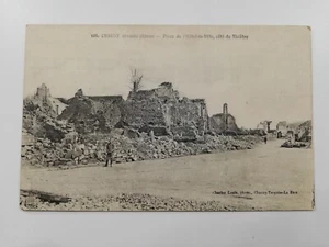 CPA - 02 - CHAUNY - Chauny dévasté - Place de l'Hôtel de Ville, côté du Théatre. - Imagen 1 de 2