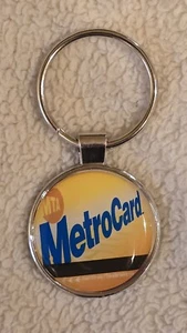 MTA NYCT Metrocard metal key chain with yellow Metrocard logo - Picture 1 of 2
