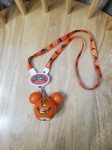 Disney Parks Halloween Mickey Mouse Ohren Kürbis Schlüsselband Anhänger Halskette Lichter - Bild 1 von 6