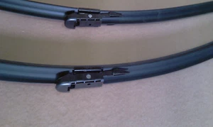 Refillable Wiper Blades for Nissan Dualis Windscreen Wiper Blades Pair - Picture 1 of 3
