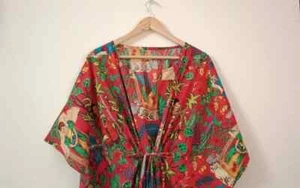 Frida Kahlo Design Caftano Indiano Bohemien Nightwear Abito Rosso Lungo Cafta... - Foto 1 di 4
