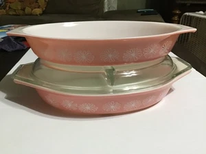 Vintage Pyrex Pink Daisy Open & Divided Oval Casserole Dishes 1-1/2 Quart w/Lid - Picture 1 of 12