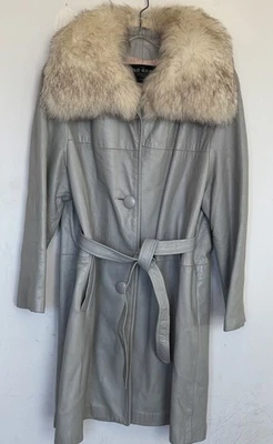 Vintage Green Bay Furriers Ohio Leather Coat Fur Trim Size 12 Light Grey Belted - Image 1 of 4