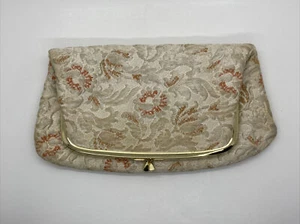 H1 USA Vintage Clutch Bag Purse Cream Blush Floral Tapestry Kisslock Chain 50s? - Picture 1 of 10