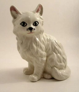 White long haired cat ceramic figurine made in 1976 by Jim - Picture 1 of 5