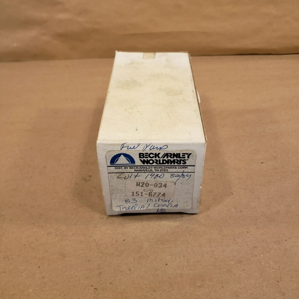 82-84 Mitsubishi Tredia Cordia Beck Arnley 151-6774 bomba de combustível mecânica nova na caixa - Imagem 1 de 4