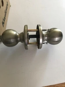 Kwikset 93001-915 Polo Privacy Bed/Bath Knob In Satin Nickel. ED - Picture 1 of 9