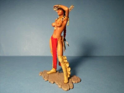 1/18  FIGURE  GIRL  SUMATI  VROOM  NOT PAINTED  FOR  MINICHAMPS  SCHUCO  AUTOART - Image 1 of 4