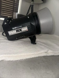 Elinchrom Style RX 600 Flash Light - Picture 1 of 2