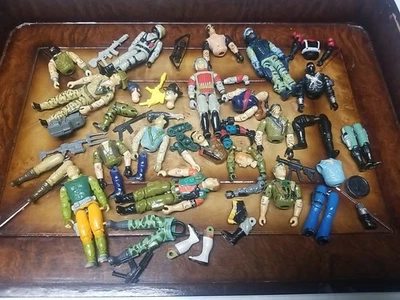 Lote vintage dos anos 1980/90 GI Joe ARAH ~ Quebrado/Batedores/JOES DESLEIXADOS! Peças ou reparos! - Imagem 1 de 4