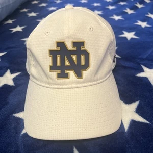 GORRA NOTRE DAME - BAJO ARMADURA - AJUSTABLE LUCHA IRLANDESA - BLANCA - Imagen 1 de 9