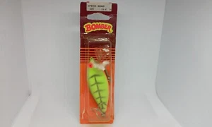 Vtg BOMBER Speed Shad Fluorescent Yellow 3" Screwtail Crankbait 2/5 Fishing lure - Picture 1 of 8