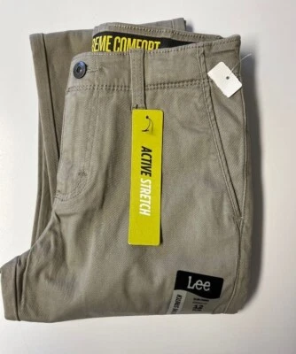 Pantalones chinos ajustados beige LEE para niños talla 12 regular o 12 ajustados NUEVOS PRECIO DE VENTA SUGERIDO POR EL FABRICANTE $42.00 Foto 1 de 4