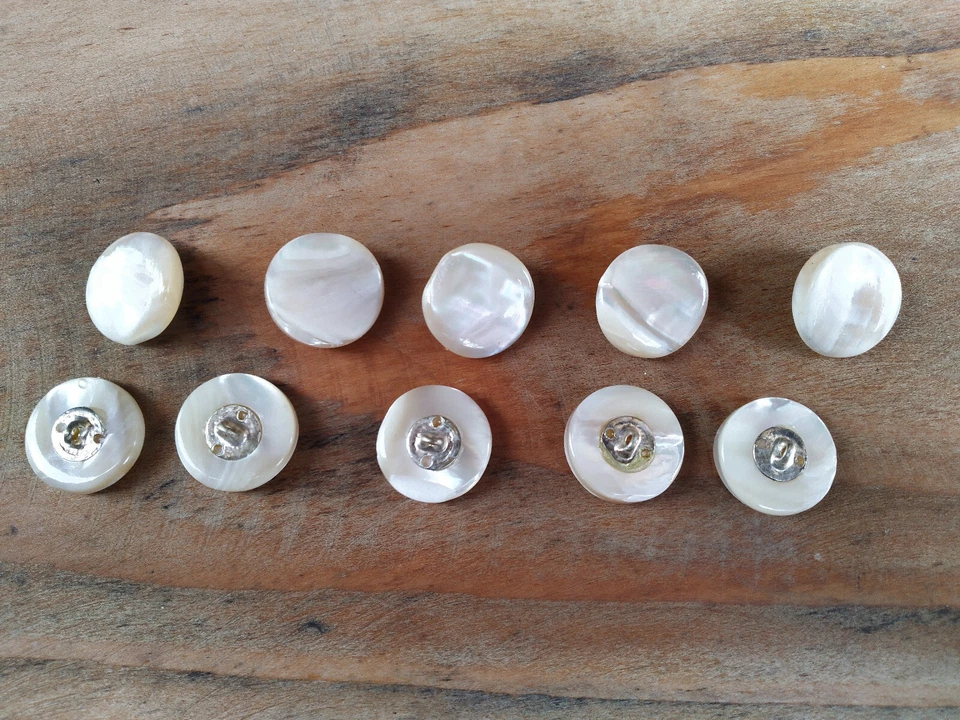10 Perlmutt Knöpfe 16mm Perlmuttknöpfe weiß  - Bild 1 von 1