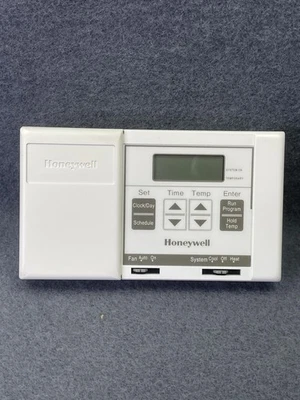 Programmable Electronic Thermostat Honeywell T8132C 1023 Open Box - Image 1 of 3