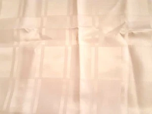 4 weiß Schatten gestreift Polyester gesäumt Servietten 18 x 18 Vintage - Bild 1 von 3