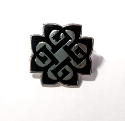Broche prendedor de metal con solapa y esmalte con logotipo de Breaking Benjamin INSIGNIA de metal pesado Foto 1 de 2