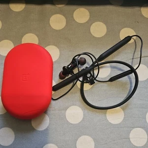 OnePlus Bullets Wireless Z2 Bluetooth in Ear Earphones FAULTY - Zdjęcie 1 z 4