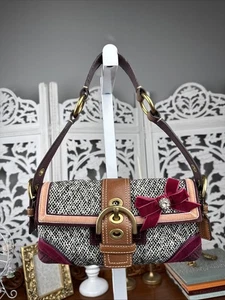 Coach Vintage 8F01 Soho Tweed Demi Shoulder Bag Y2K Burgundy Velvet Bow - Picture 1 of 10