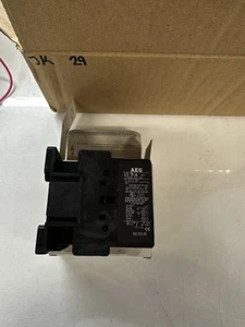 AEG LS 7K-10 Lighting Contactor - Picture 1 of 3