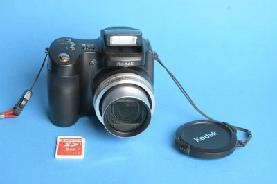 Kodak ZD710 Digitalkamera 7,1 MP  10-fach Zoom Schneider-Kreuznach 38-380mm - Bild 1 von 4