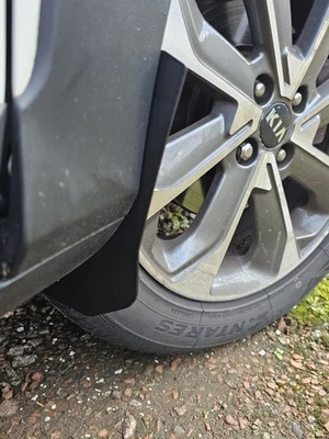 Kia Stonic Front Mudflap Pair 2017-on Aero Flaps Minimal - Image 1 of 4