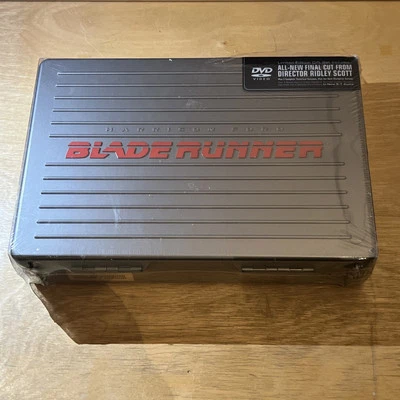 BLADE RUNNER LIMITED EDITION Gift Set, Suitcase DVD Set Ridley Scott Sealed New - Image 1 of 4