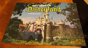 Disneyland 1977 ~ Un folleto de recuerdo ilustrado - Imagen 1 de 1