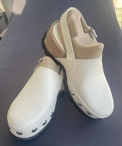 New In Box Sorel ROAM’N CLOG RVT Women's Clog (Chalk) Size 7 - Picture 1 of 14