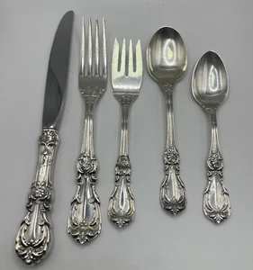 Burgundy by Reed & Barton Sterling Silver Flatware Set - 5 pieces - Picture 1 of 9