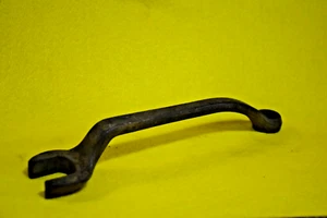 LLAVE OFFSET FORD SCRIPT VINTAGE MODELO T M 17071 HERRAMIENTA DE MANO 1-1/8" CAJA ABIERTA 3/4" - Imagen 1 de 22