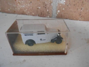 Brekina Spur HO DKW F-7 Lieferwagen grau {Zug bewegt} #0001306 - Bild 1 von 7