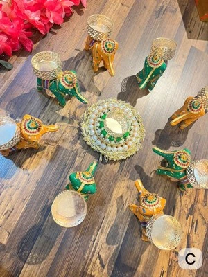 Candelabros de plástico hechos a mano con luz de té elefante círculo tamaño 3 pulgadas para Diwali Foto 1 de 3