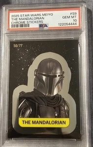 PSA 10 🔥 2025 TOPPS STAR WARS MEIYO THE MANDALORIAN CHROME STICKER (50/77) #S-9 - Bild 1 von 2