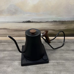 Hervidor eléctrico Williams Sonoma Fellow Stagg ECG nogal negro leer - Imagen 1 de 13