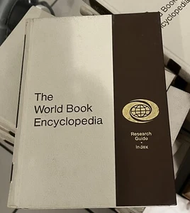 World Book Encyclopedia 24 Volume Set, Year Books, Childcraft, Dictionaries - Picture 1 of 1