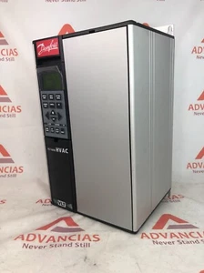 Inverter di frequenza Danfoss 175Z7027. VLT6008HT4C20STR3DLF00A00C0 Usato. - Foto 1 di 8