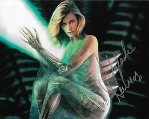 NATASHA HENSTRIDGE "Species" Autographed 8 x 10 Signed Photo COA - Picture 1 of 3