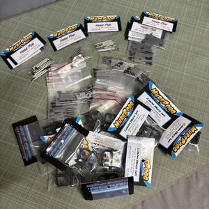 Murfdogg RC Parts Lot, RC Dirt Oval Parts Lot #4, Team Associated Hinge Pins - Picture 1 of 9